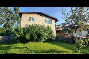 B&B in the U-Med District, shopping, parks, J-BER